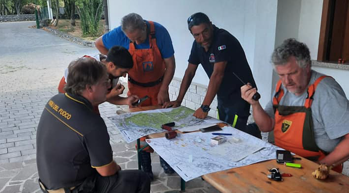 Immagine per Incendi spenti sul Carso, il campo base trasferito a San Michele